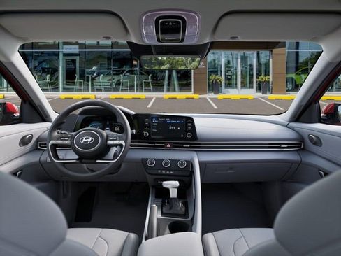 New 2025 Hyundai Elantra SE image 12