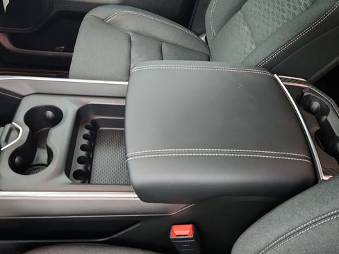 New 2026 RAM 1500 Big Horn AWD/4WD image 14