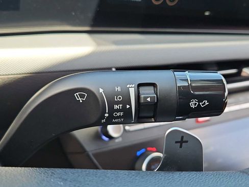 Certified 2025 Hyundai Sonata SEL FWD image 25