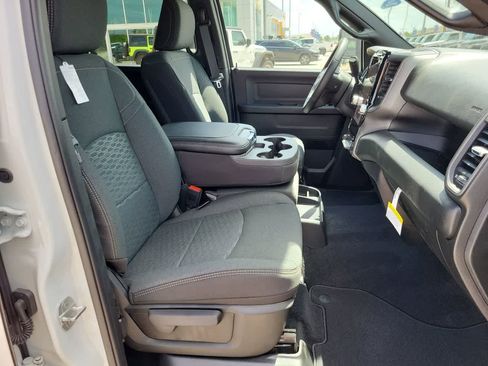 New 2026 RAM 2500 Tradesman AWD/4WD image 22