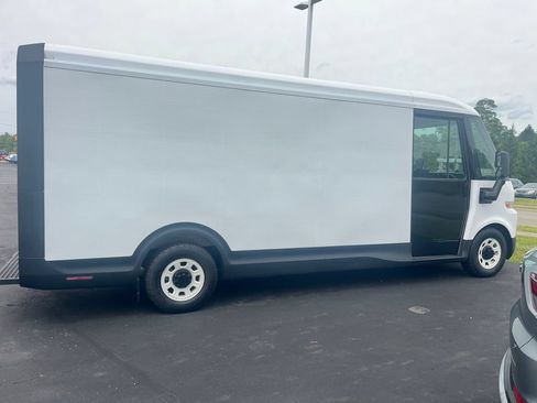 Used 2024 Chevrolet Brightdrop 600 w/ Battery Pack, Max Range AWD/4WD image 5