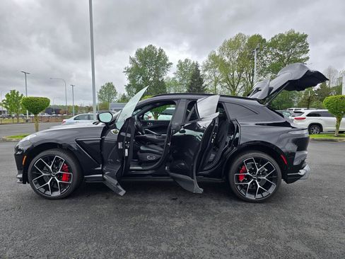 Used 2024 Aston Martin DBX 707 AWD/4WD image 10