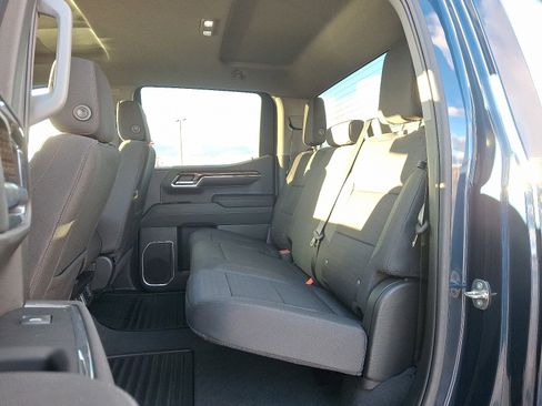 Used 2023 Chevrolet Silverado 1500 LT image 10