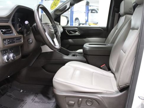 Used 2021 GMC Yukon SLT w/ SLT Premium Package AWD/4WD image 20