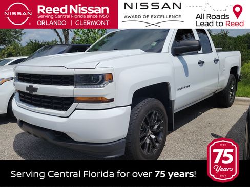 Used 2018 Chevrolet Silverado 1500 Custom w/ Custom Value Package RWD image 1