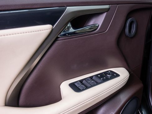 Used 2020 Lexus RX 350 FWD w/ Accessory Package image 18