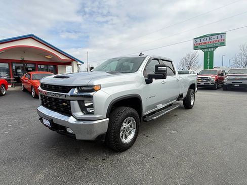Used 2021 Chevrolet Silverado 2500 LT w/ Convenience Package AWD/4WD image 1