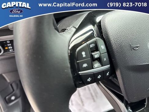 Certified 2022 Ford Escape SEL FWD image 22