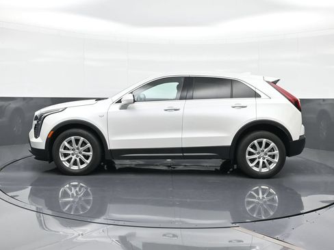 Certified 2023 Cadillac XT4 Luxury w/ Driver Awareness Package FWD image 3