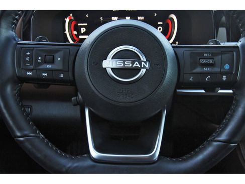 Used 2023 Nissan Pathfinder Platinum w/ Cargo Package image 19