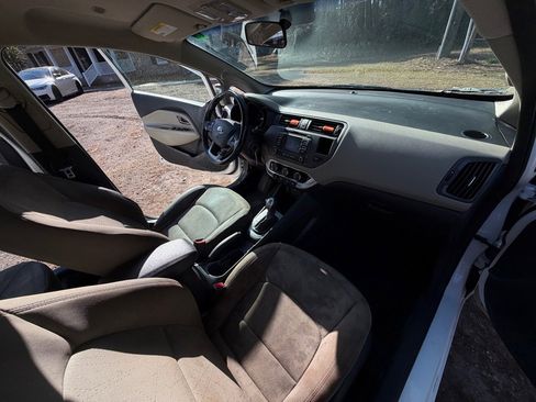 Used 2014 Kia Rio EX w/ Convenience Package image 17