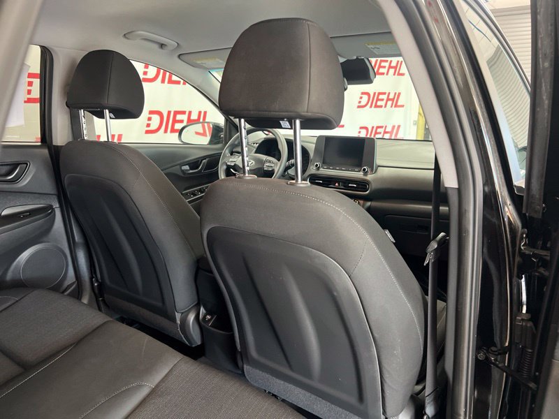 Used 2023 Hyundai Kona SEL w/ Cargo Package AWD/4WD image 11