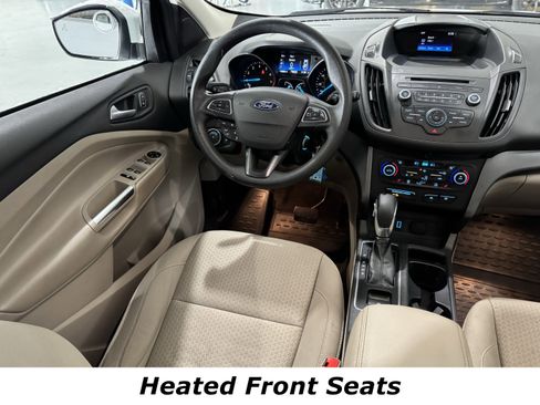Used 2018 Ford Escape SE w/ Ford Safe & Smart Package image 4