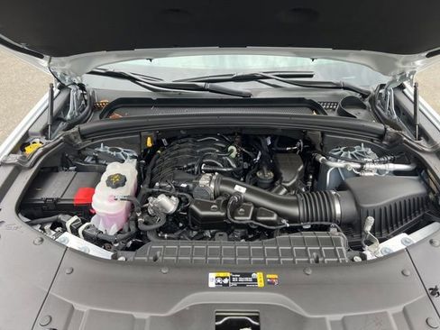 Used 2025 Jeep Grand Cherokee L Limited w/ Black Appearance Package image 21