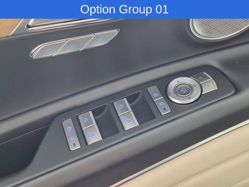 Used 2023 Genesis GV80 3.5T Advanced + AWD/4WD image 12