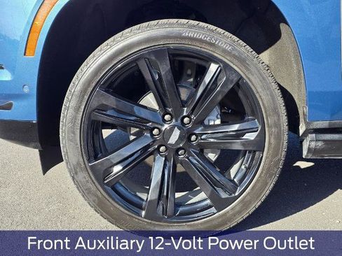 Used 2025 Cadillac Escalade Sport Platinum AWD/4WD image 9