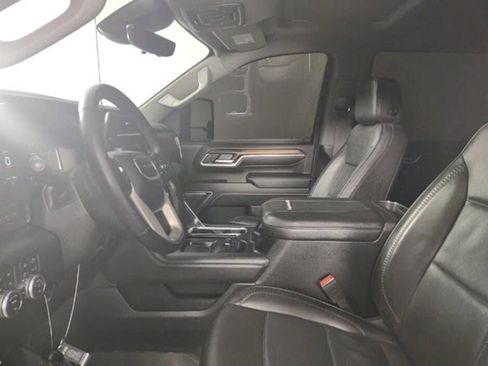 Used 2024 GMC Sierra 2500 Denali w/ Denali Reserve Package AWD/4WD image 3