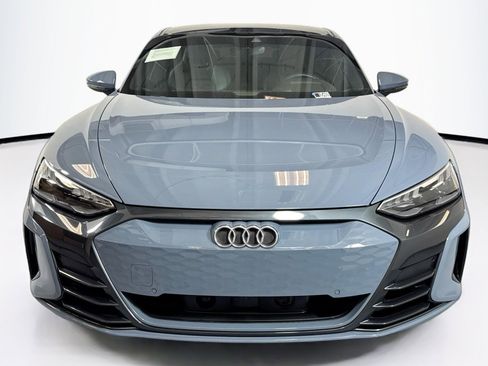 Used 2023 Audi e-tron GT Premium Plus image 2