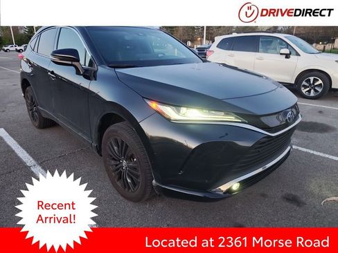 Used 2023 Toyota Venza Nightshade image 1