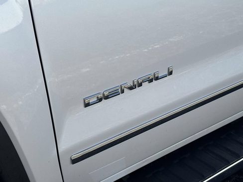 Used 2018 GMC Sierra 1500 Denali AWD/4WD image 10