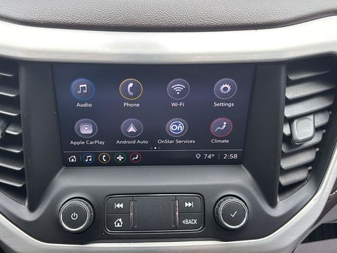 Certified 2020 GMC Acadia SLT FWD image 33