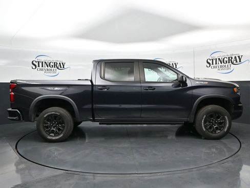Used 2022 Chevrolet Silverado 1500 ZR2 w/ Technology Package image 8