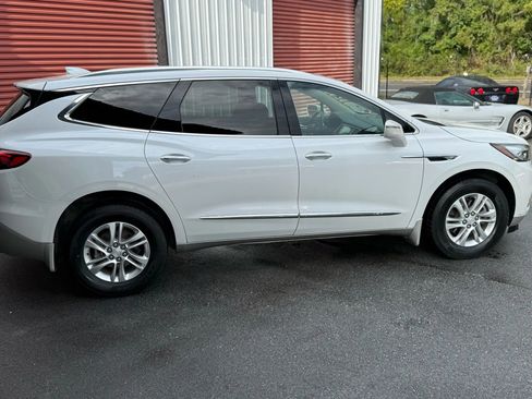 Used 2019 Buick Enclave Essence image 7