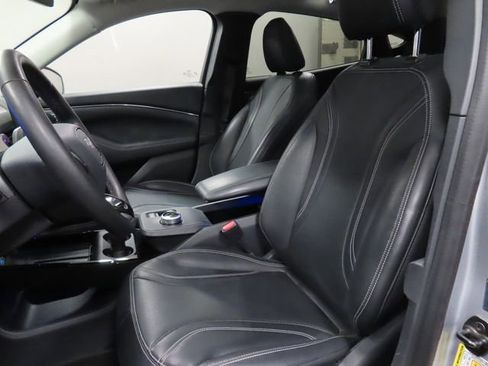 Used 2021 Ford Mustang Mach-E Premium image 19