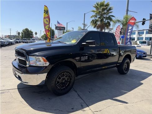 Used 2019 RAM 1500 Classic SLT w/ Luxury Group AWD/4WD image 54