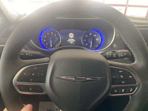 New 2026 Chrysler Pacifica Select image 29