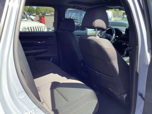 Used 2025 Honda CR-V Sport image 32