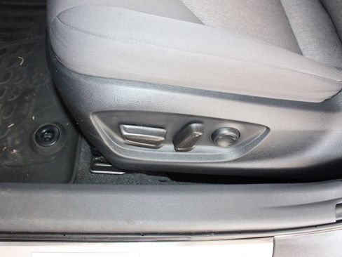Used 2024 Toyota Camry LE FWD image 21