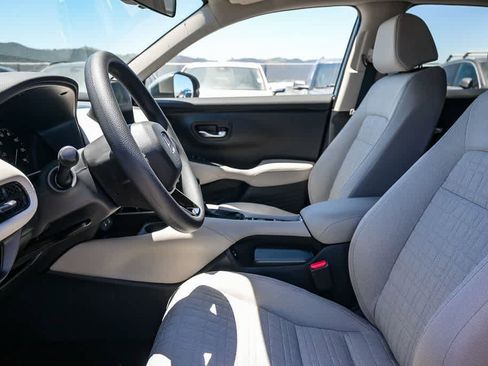 New 2026 Honda HR-V LX image 19