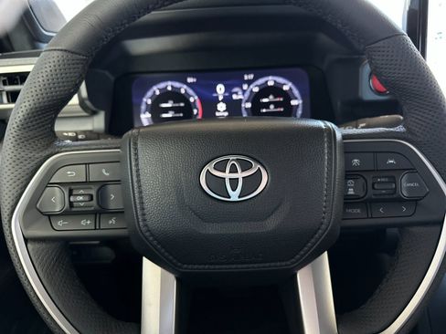 New 2025 Toyota Tacoma TRD Off-Road image 21