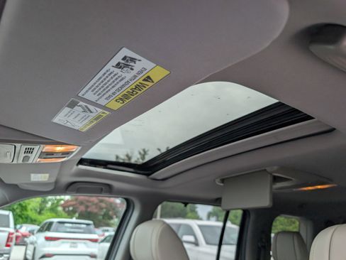 Used 2013 Honda Pilot Touring image 36