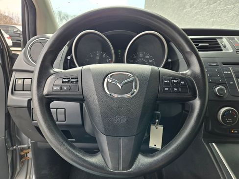 Used 2012 MAZDA MAZDA5 Sport FWD image 17