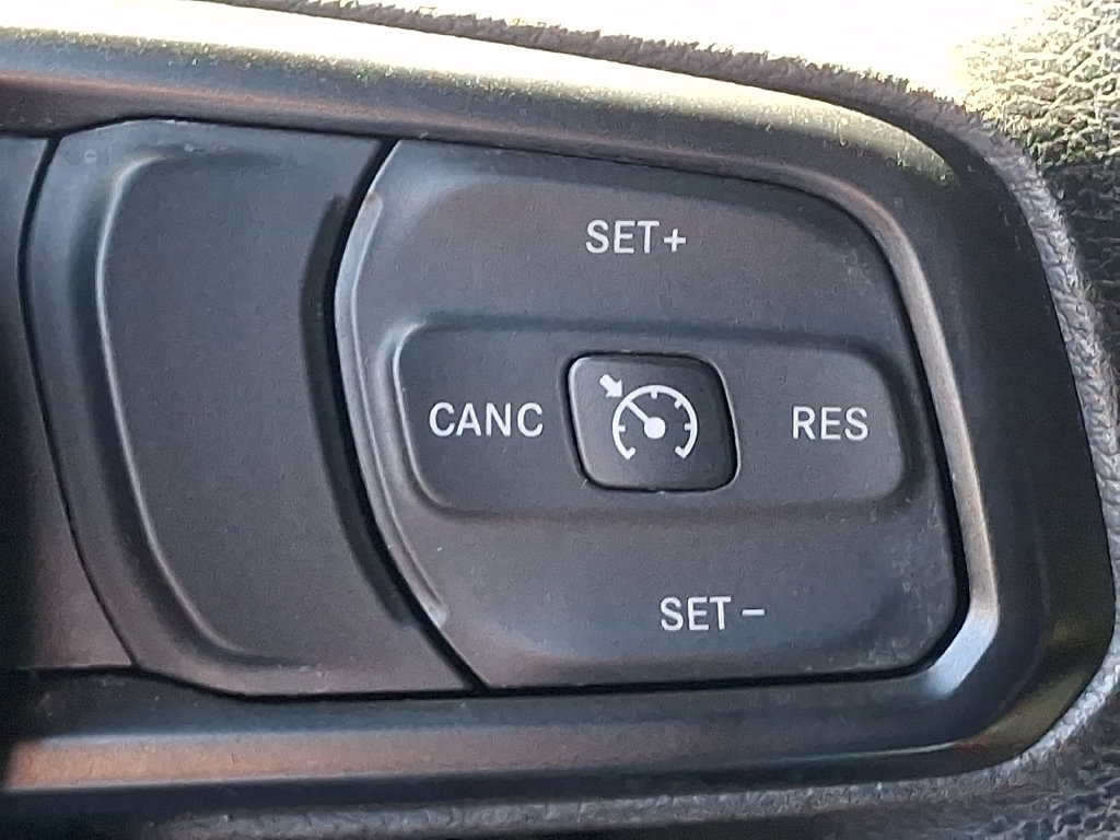 Used 2021 Jeep Wrangler Unlimited Sport AWD/4WD image 22