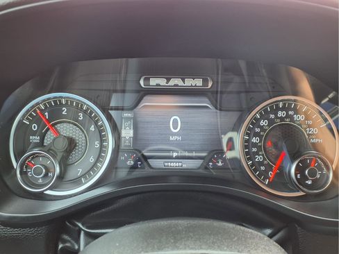 Used 2025 RAM 1500 Lone Star image 16