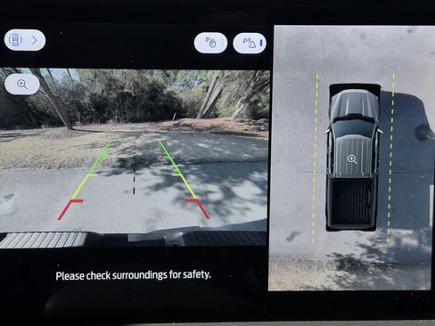 Used 2024 Ford F150 Lariat w/ FX4 Off-Road Package image 29