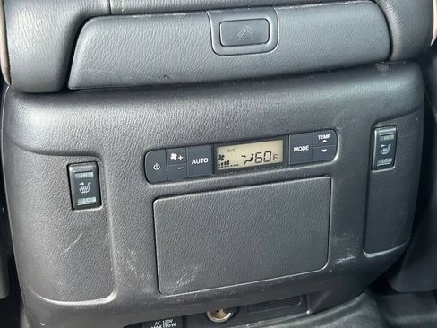 Used 2024 Nissan Armada Platinum w/ Cargo Package AWD/4WD image 25