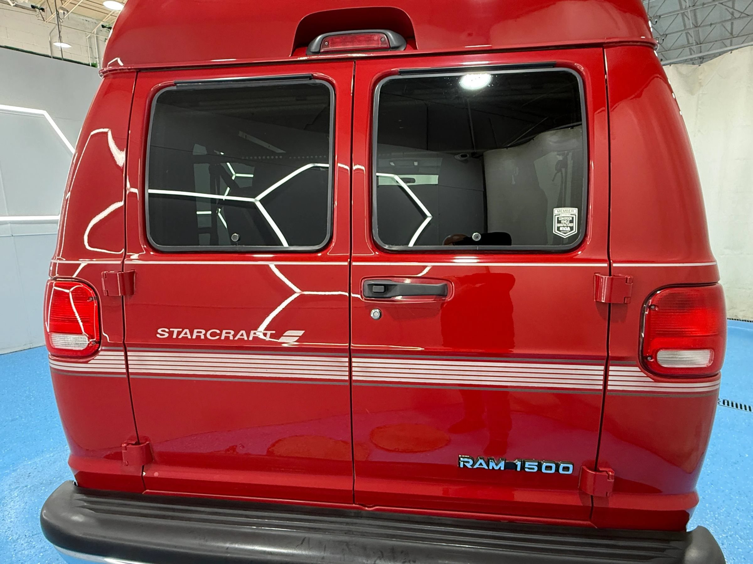 Used 2001 Dodge B1500 RWD image 18