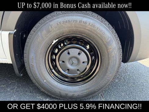 New 2025 Mercedes-Benz Sprinter 2500 image 30