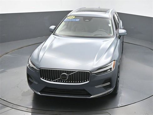 Certified 2023 Volvo XC60 B5 Ultimate image 45