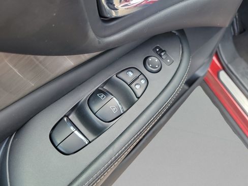 Used 2018 Nissan Murano SL w/ Moonroof Package AWD/4WD image 24