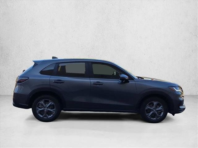 Certified 2027 Honda HR-V LX image 4