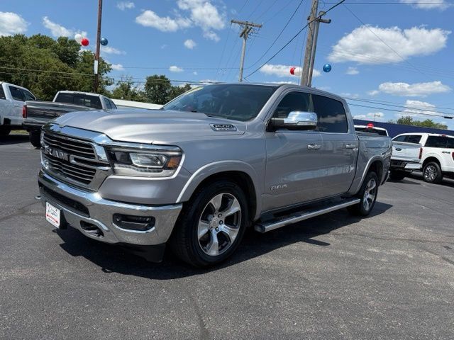 Used 2019 RAM 1500 Laramie AWD/4WD image 18