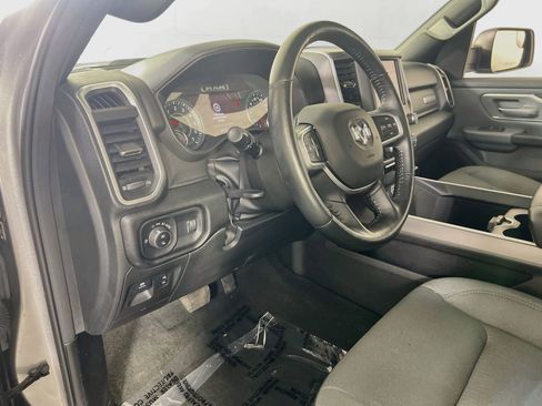 Used 2022 RAM 1500 Big Horn AWD/4WD image 9