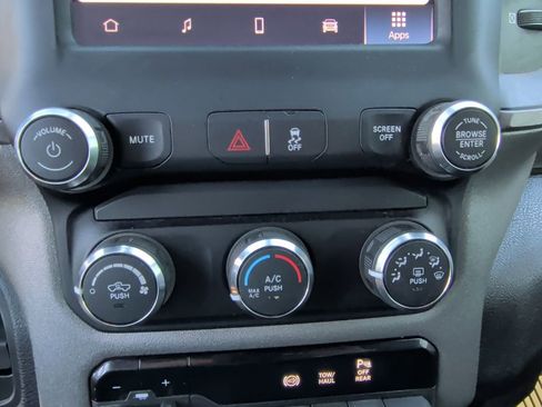 Used 2024 RAM 3500 Tradesman w/ Chrome Appearance Group image 30