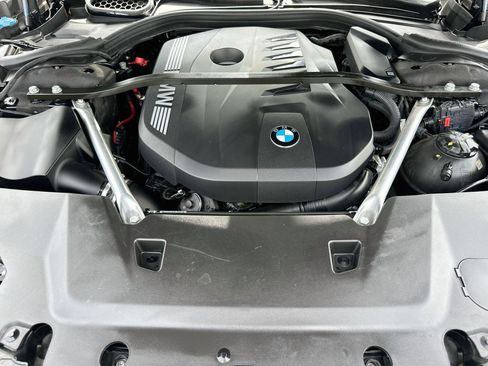 Used 2023 BMW 740i RWD image 33