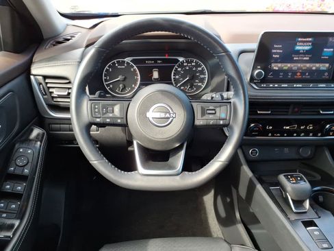 Used 2023 Nissan Rogue SV w/ SV Premium B Package AWD/4WD image 14